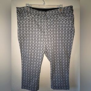 Lane Bryant cuffed stretch capris